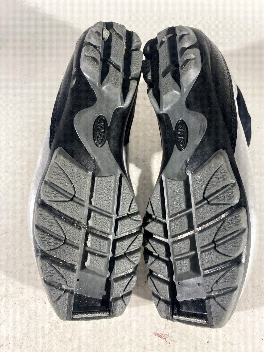 Fischer XC Touring Nordic Cross Country Ski Boots Size EU40 US7.5 NNN 1462