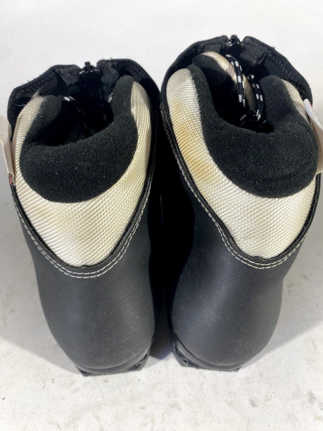 Rossignol X-Tour Ultra Nordic Cross Country Ski Boots Size EU44 US10.5 NNN 2701