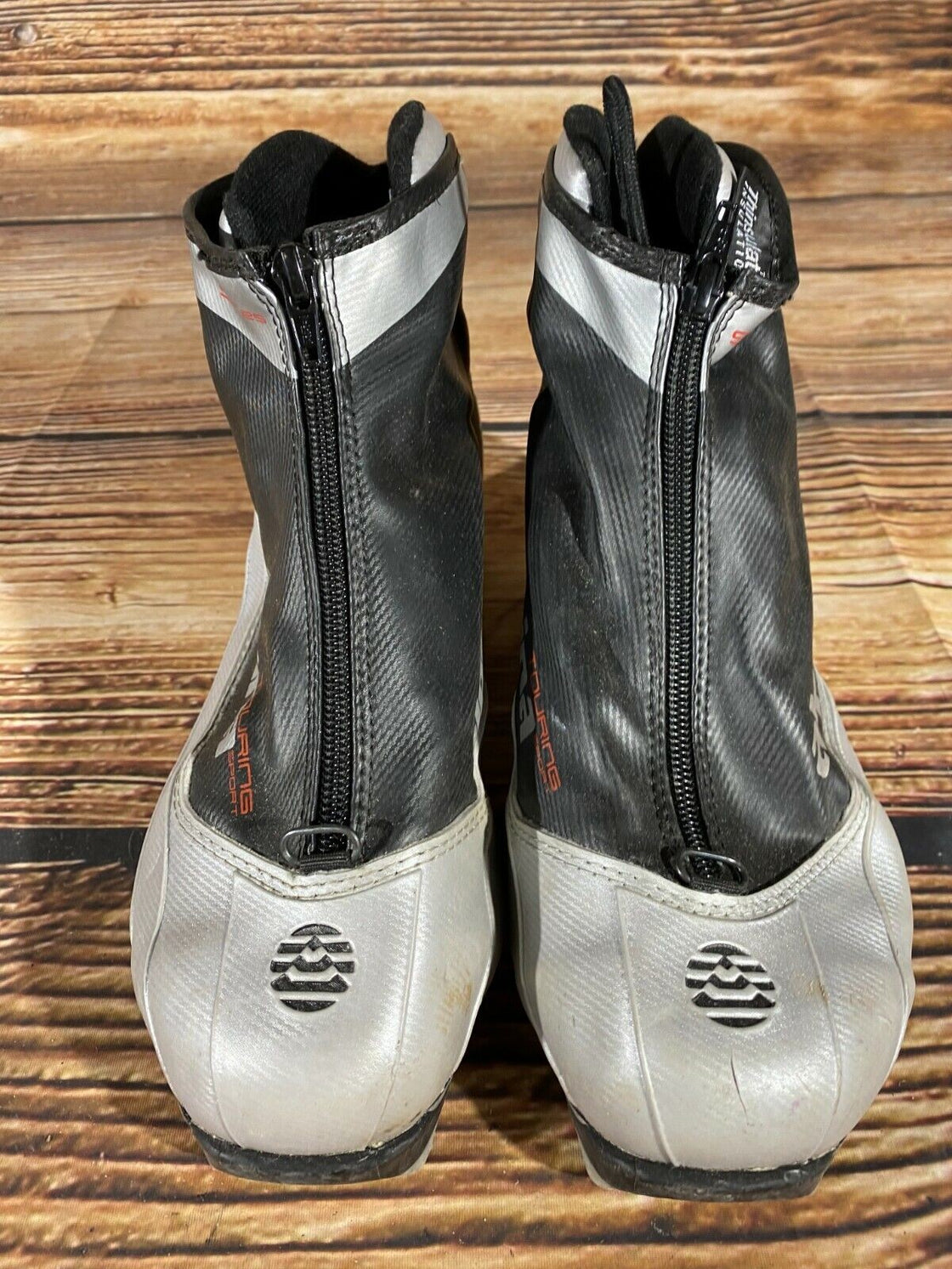 Alpina ST25 Cross Country Ski Boots Classic Size EU40 US8 NNN Rottefella 1055