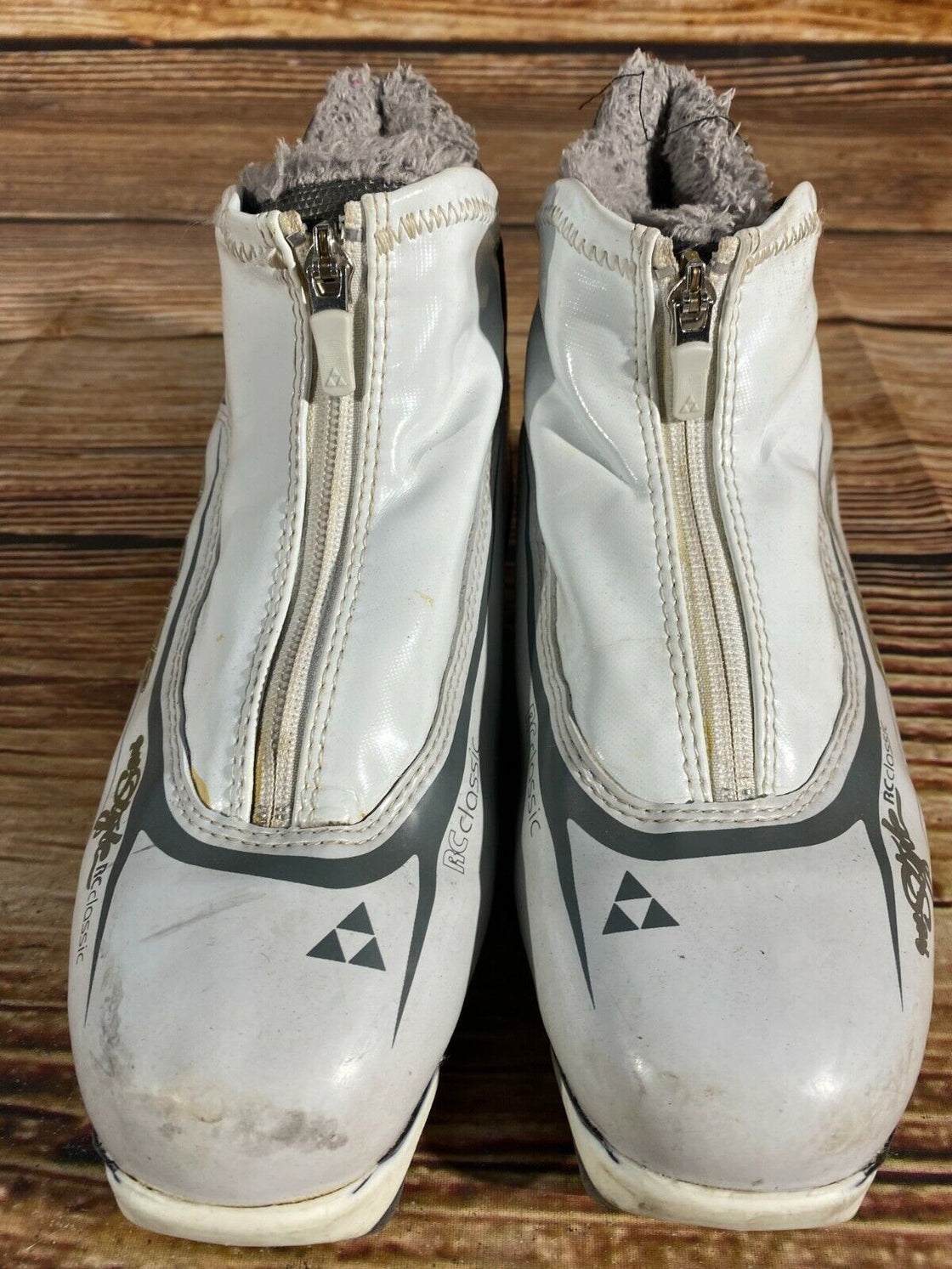 Fischer RC Classic Nordic Cross Country Ski Boots Size EU38 US6 NNN 1554