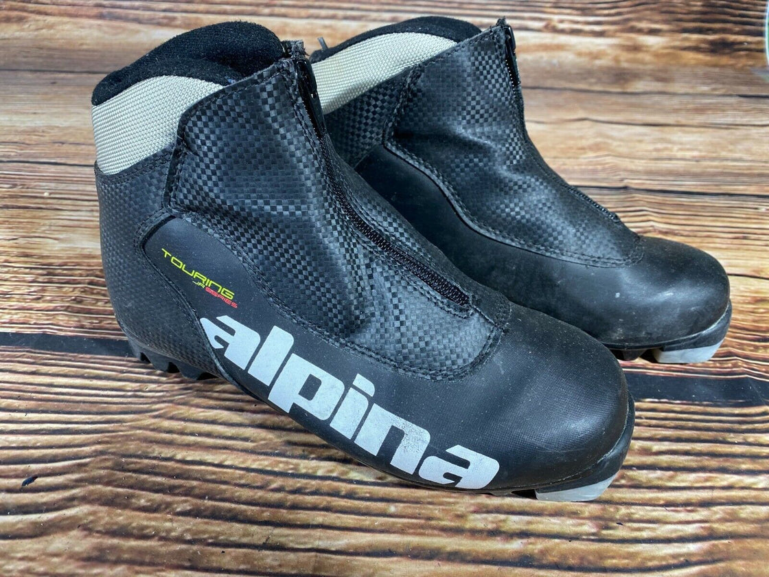 Alpina Touring Cross Country Ski Boots Classic Size EU38 US6 NNN Rottefella 2916