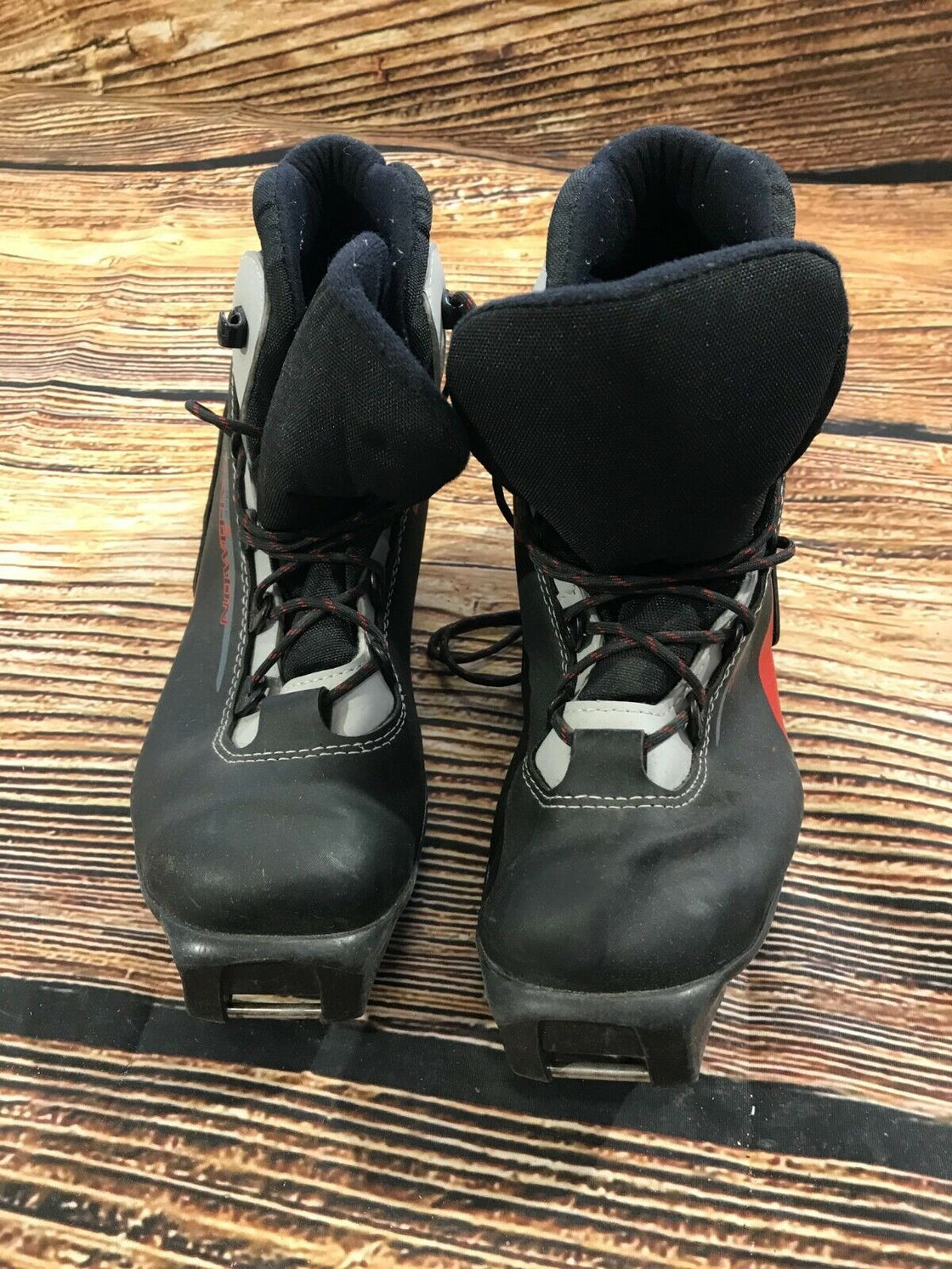 SALOMON Escape Classic Cross Country Ski Boots Size EU38 2/3 US6 SNS Profil 2365