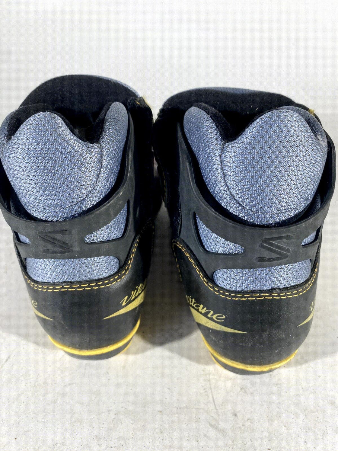 SALOMON Vitane 7 Nordic Cross Country Ski Boots Size EU37 US5 SNS Profil 2071