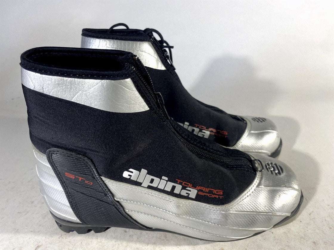 Alpina ST10 Classic Nordic Cross Country Ski Boots Size EU39 US7 for NNN 852