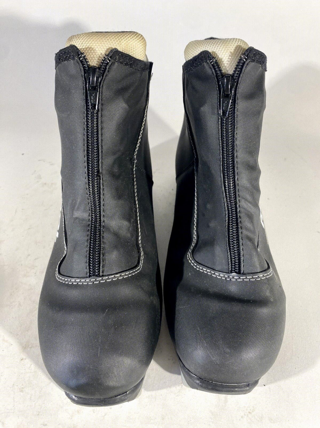 Rossignol X-Tour Ultra Nordic Cross Country Ski Boots Size EU44 US10.5 NNN 1955