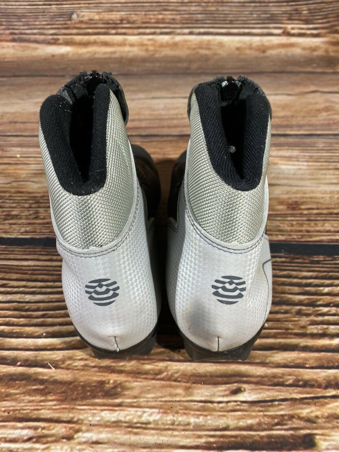 Alpina Touring Cross Country Ski Boots Classic Size EU38 US6 NNN Rottefella 3108