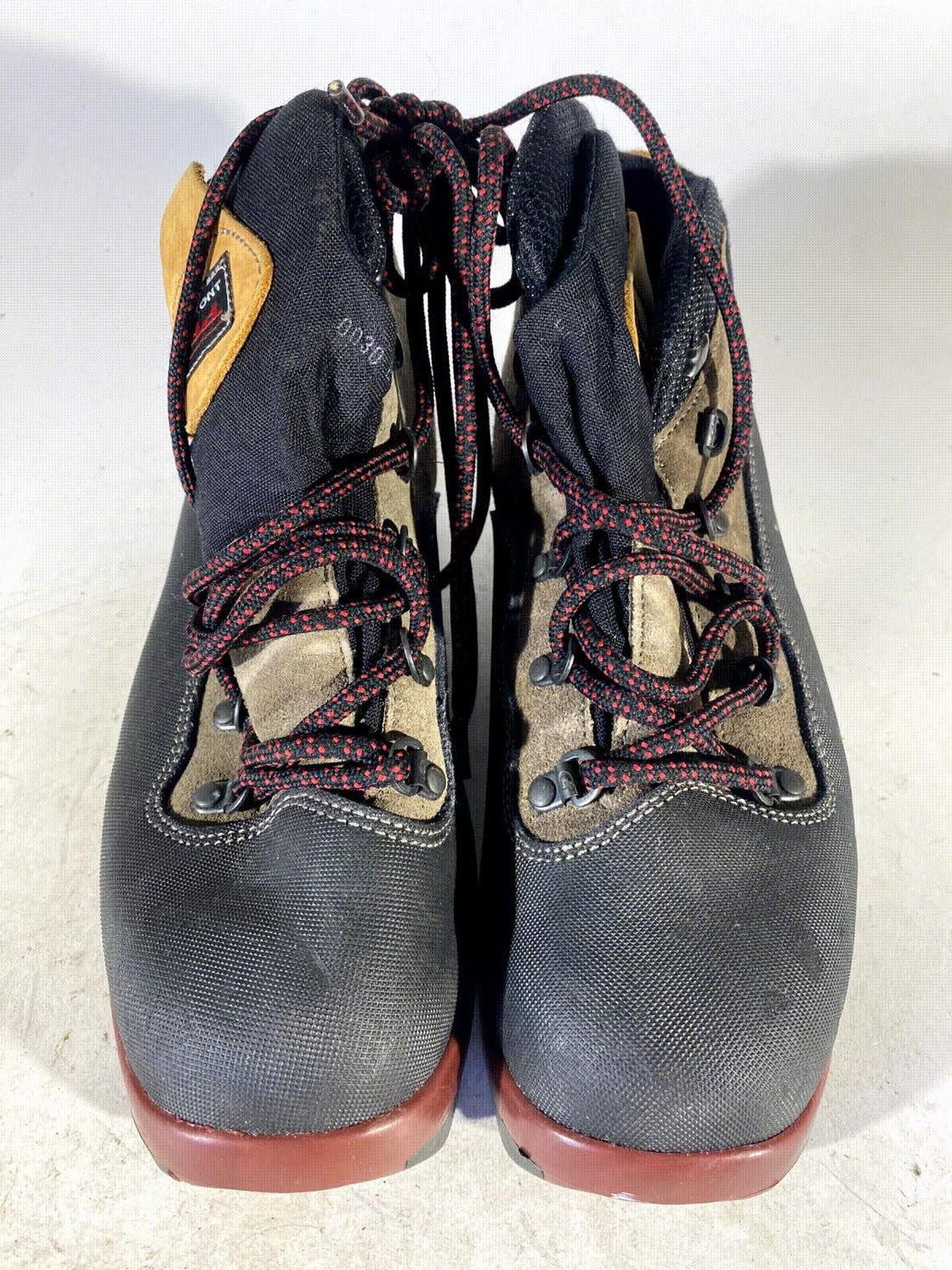 Garmont Back Country Nordic Cross Country Ski Boots EU42 US8 1/2 NNN BC 1850