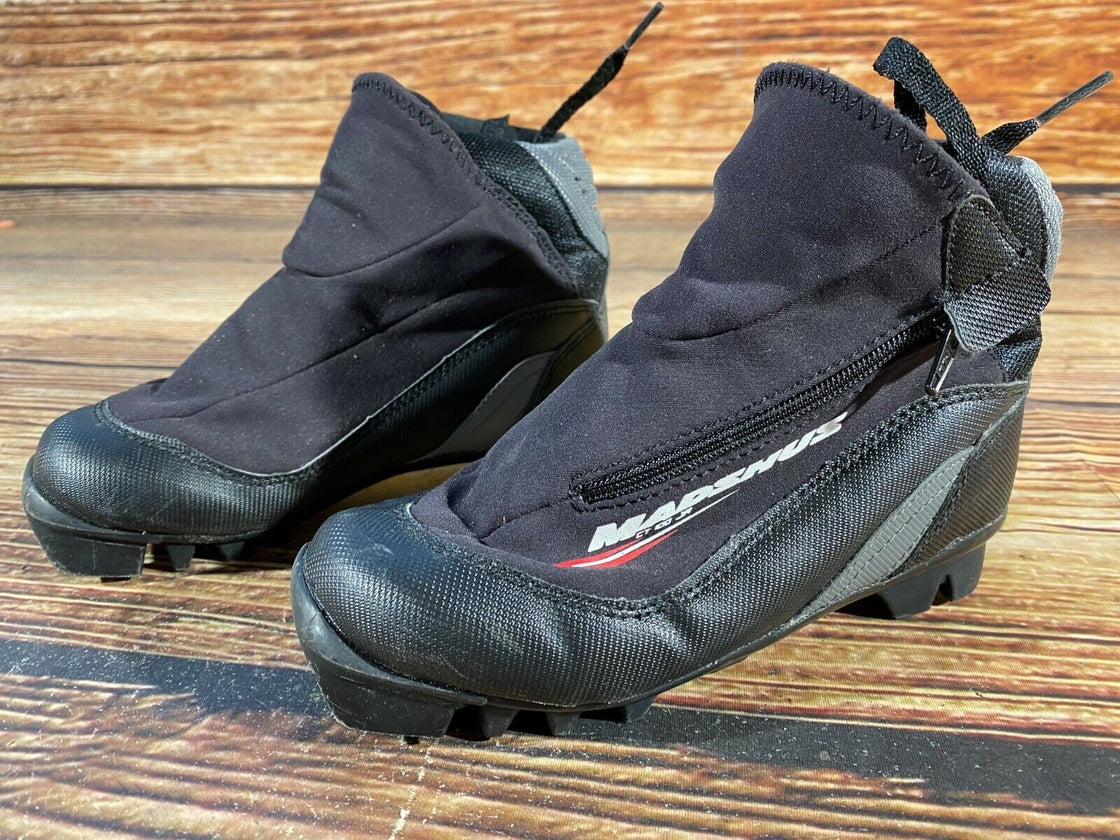 Madshus CT100 Jr Cross Country Ski Boots Size EU30 for NNN M-101