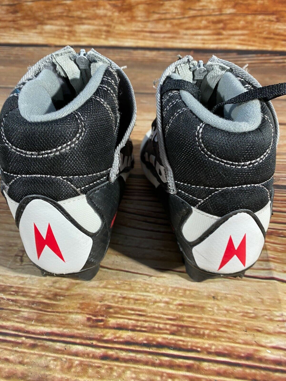 Madshus Race Line Cross Country Ski Boots Size EU32 for NNN M-36