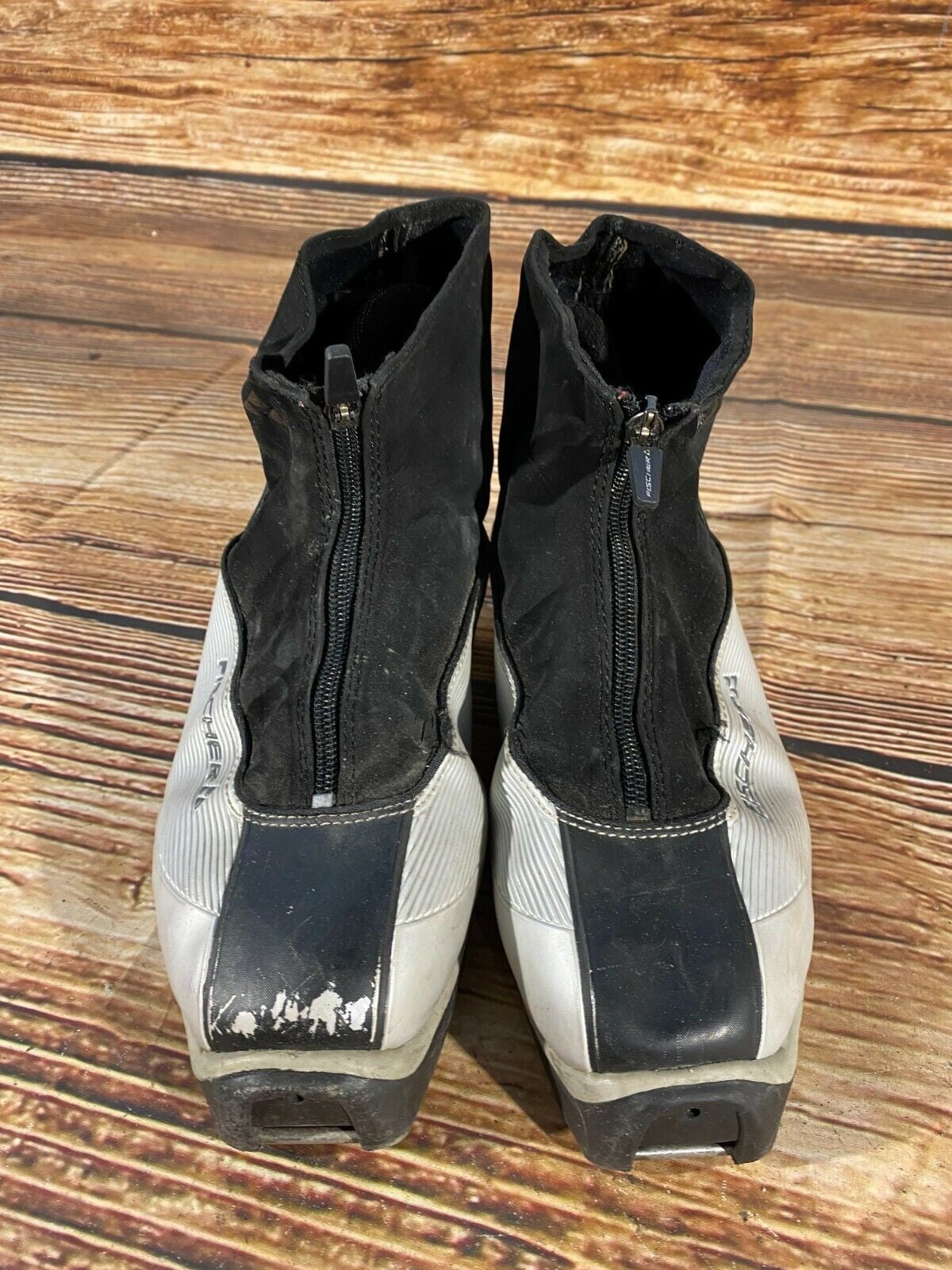 Fischer RCS Pro Cross Country Ski Boots Classic SNS Profil EU 38 US 6 243mm 1140