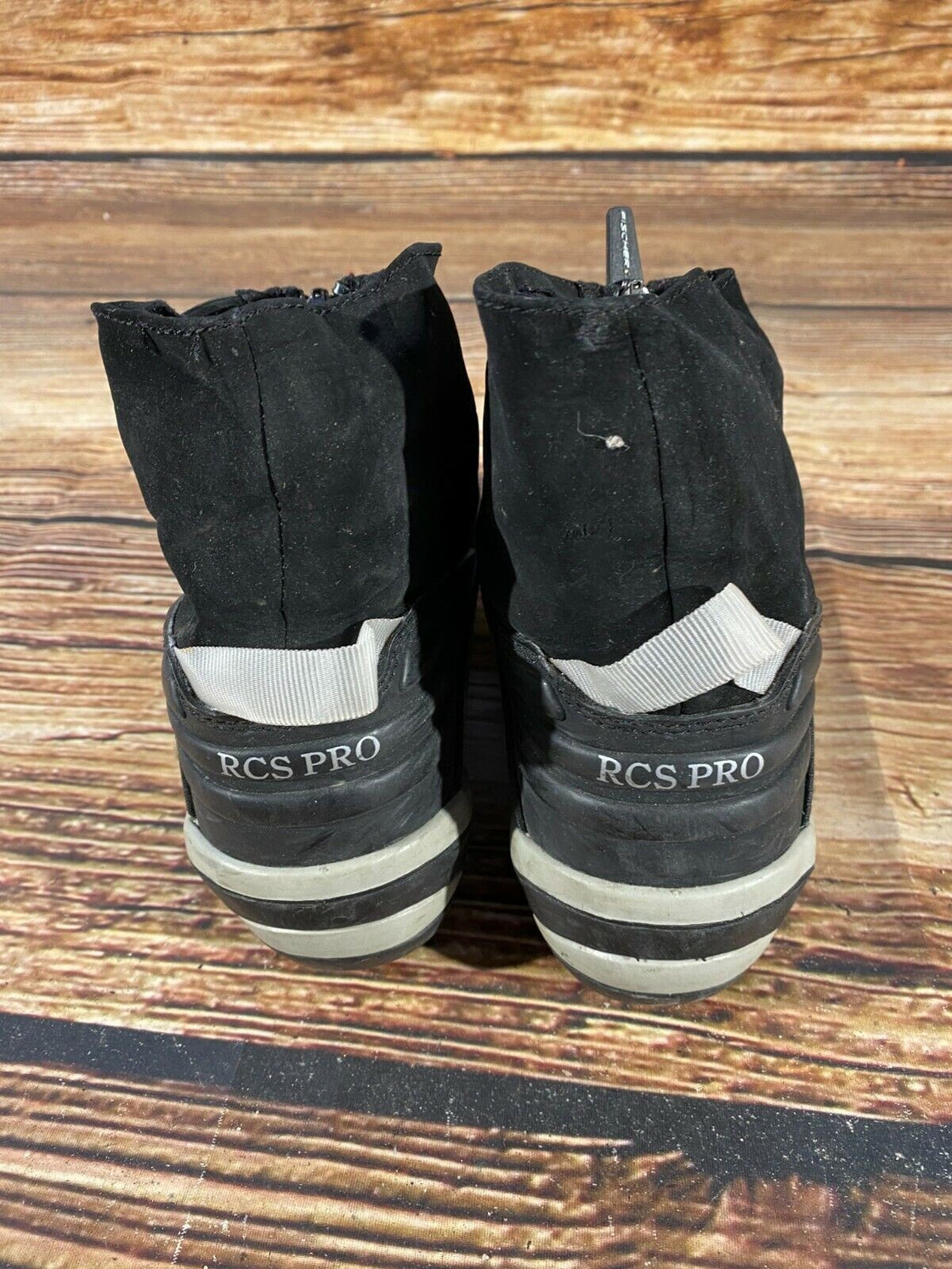 Fischer RCS Pro Cross Country Ski Boots Size EU38 US6 SNS profil 1140
