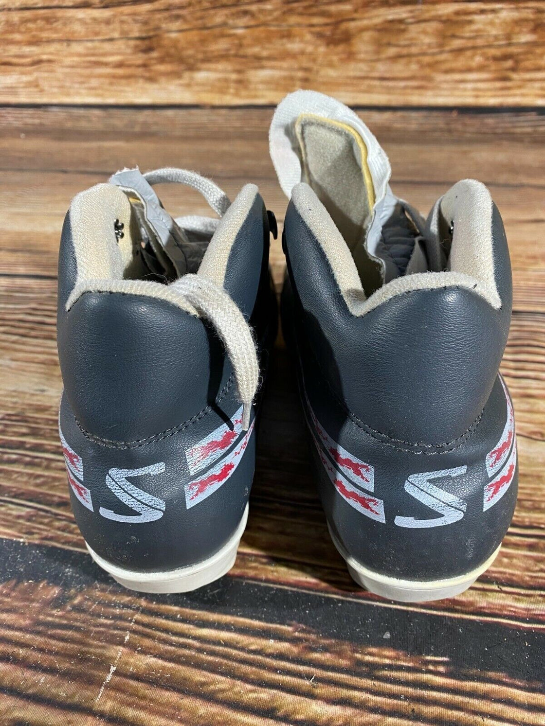 SALOMON 3.0 Nordic Cross Country Ski Boots Size EU39 US7 SNS profil 2242
