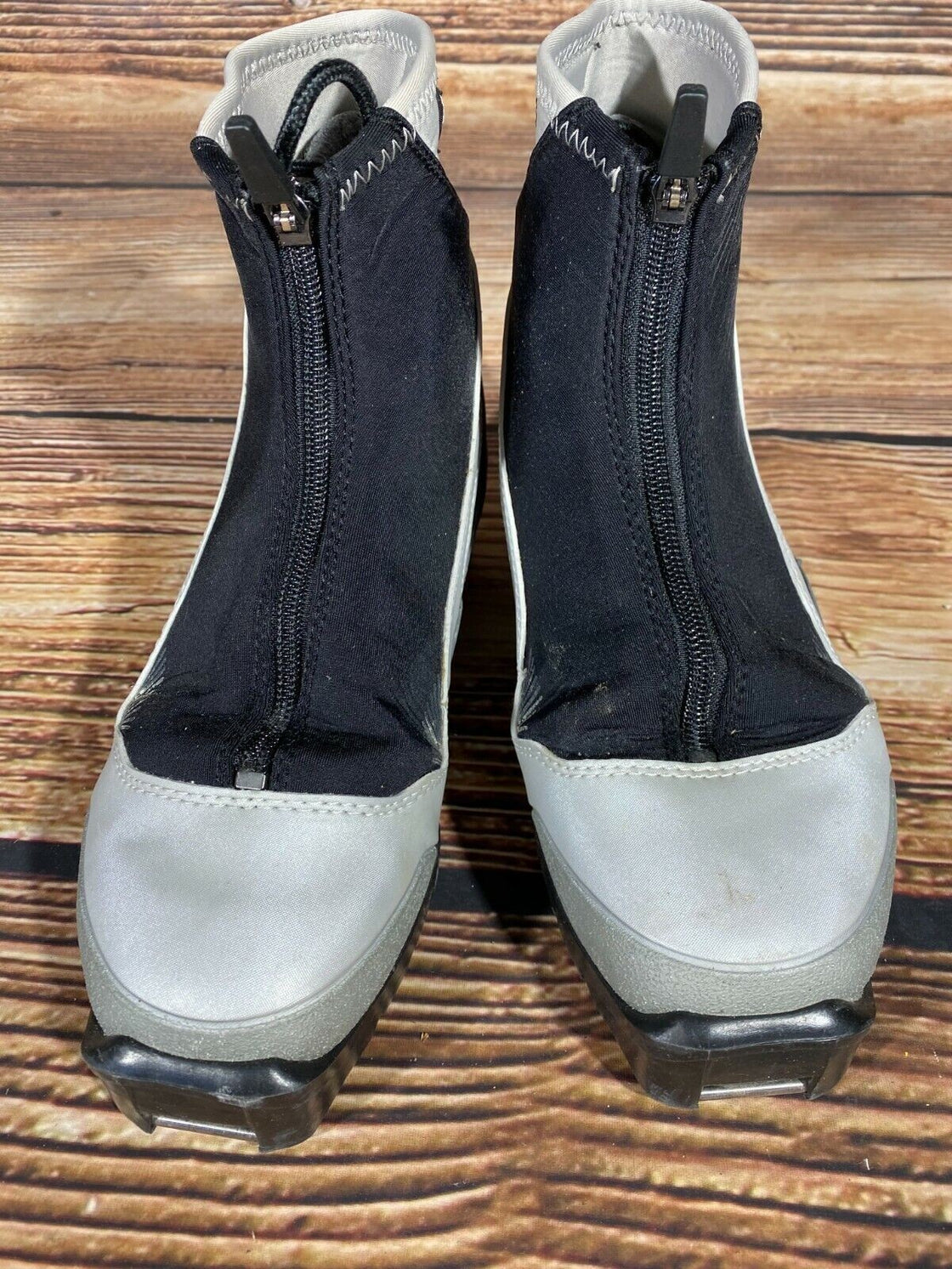 Fischer RC Pro Cross Country Ski Boots Size EU38 US6 SNS profil 1071