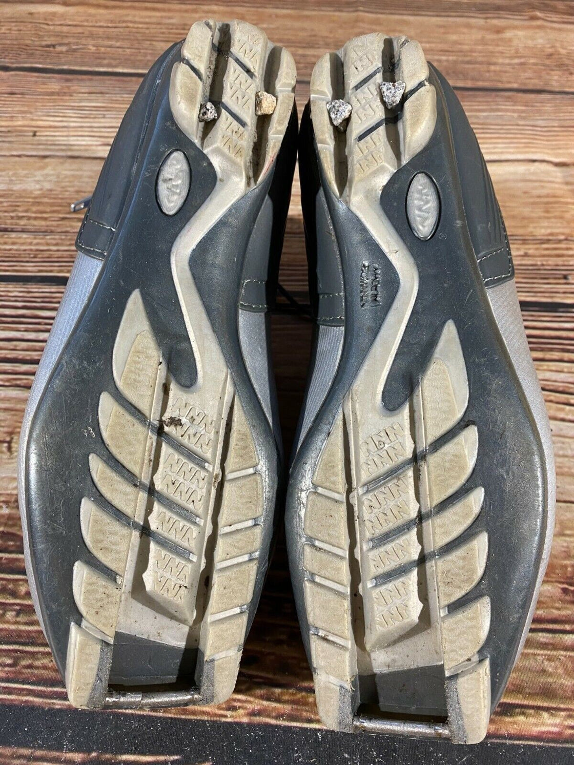 Alpina SP15 Nordic Cross Country Ski Boots Size EU40 US7.5 NNN bindings 657