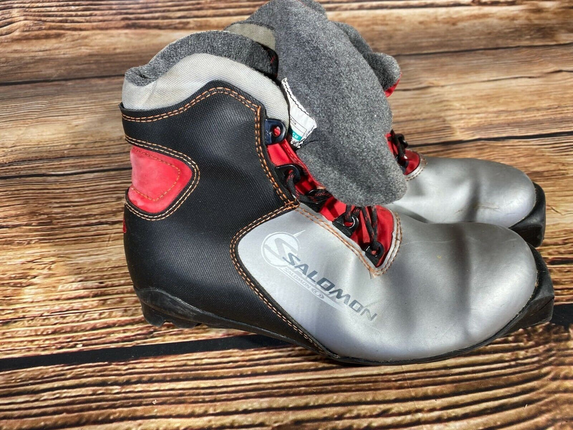 SALOMON Cross Country Ski Boots Size EU38 2/3 US6 SNS profil 2011