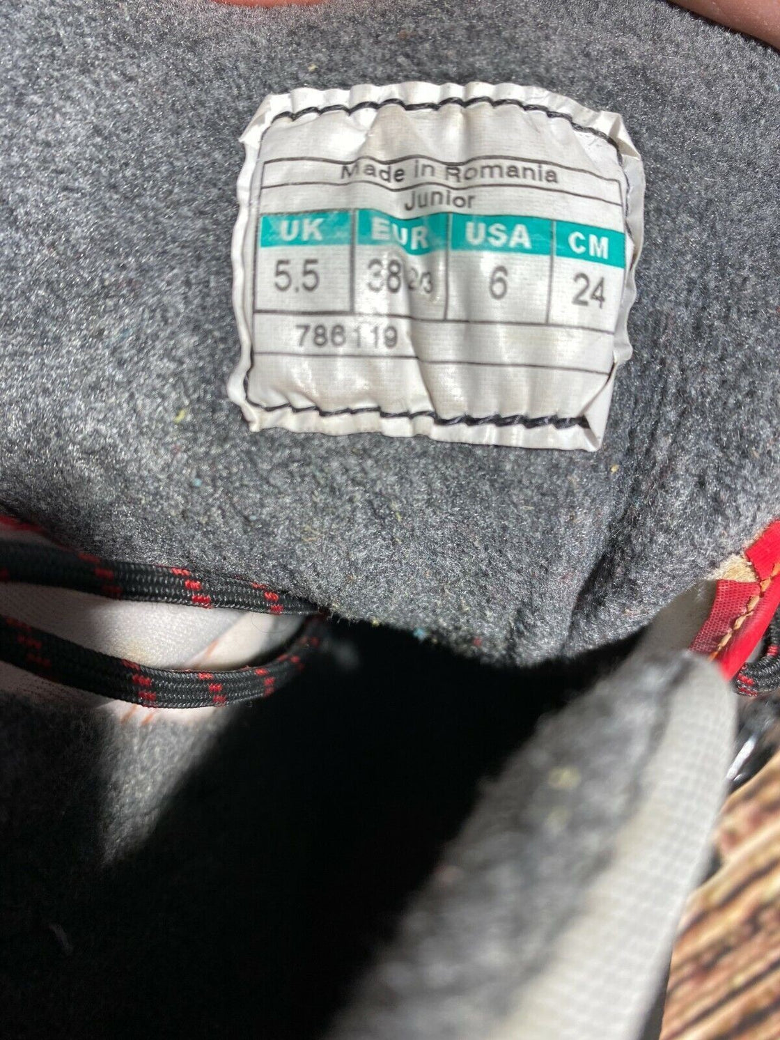 SALOMON Cross Country Ski Boots Size EU38 2/3 US6 SNS profil 2011