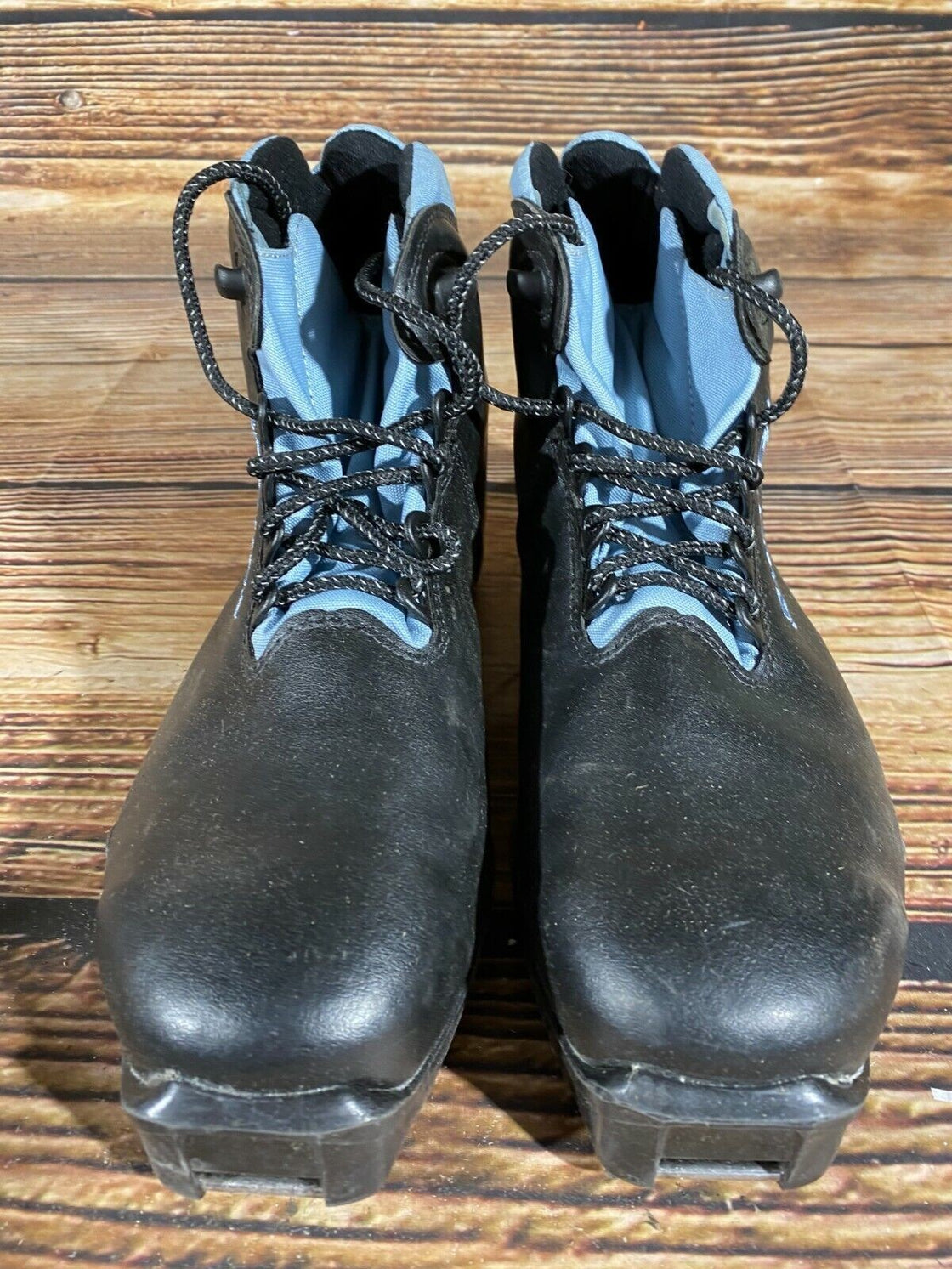 SALOMON Nordic Cross Country Ski Boots Size EU42 US9.5 SNS profil 2079
