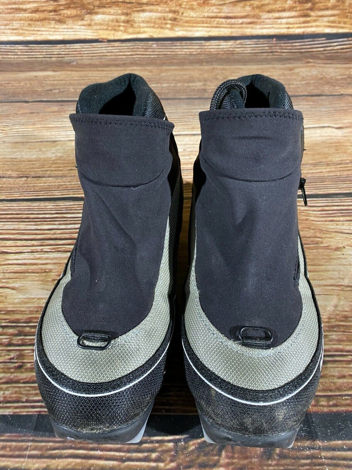 Madshus CT100 Nordic Cross Country Ski Boots Size EU38 US5.5 NNN bindings 2672