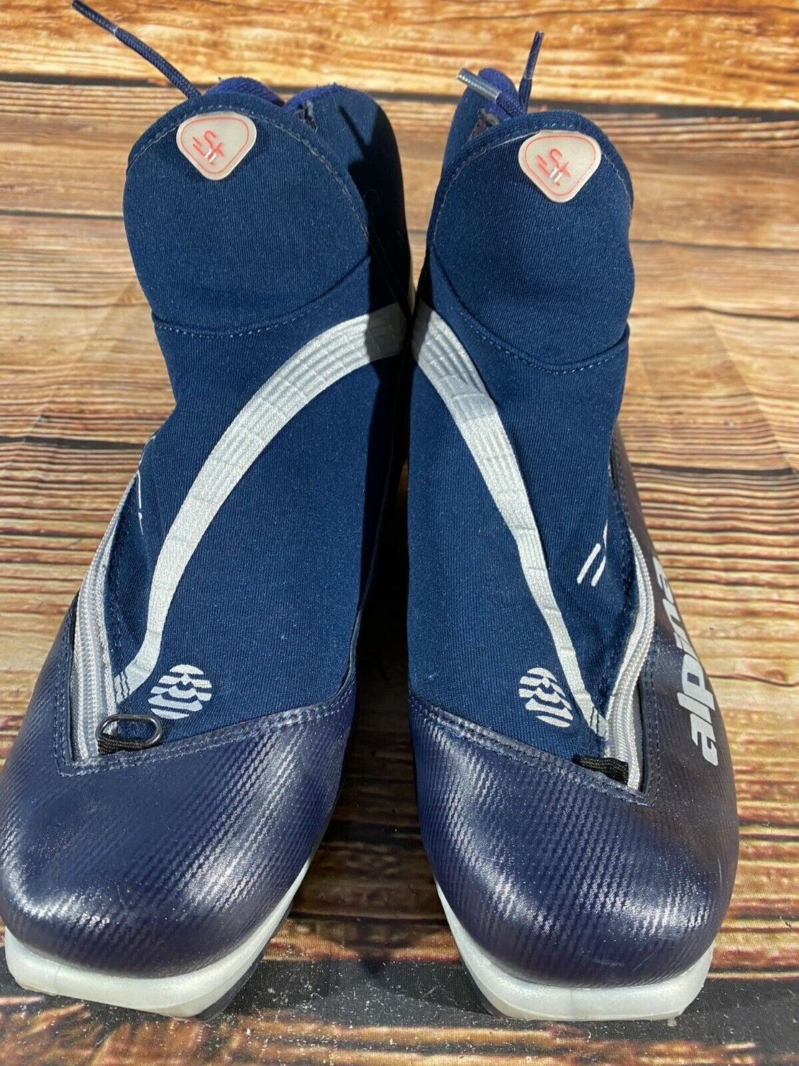 Alpina ST11 Nordic Cross Country Ski Boots Size EU43 US9.5 NNN bindings 2947