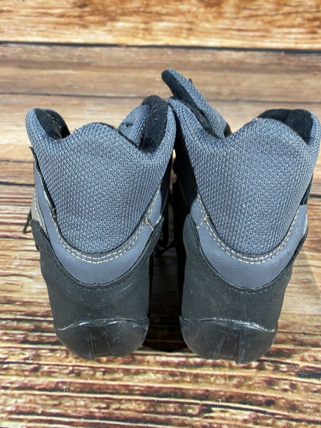 SALOMON Nordic Cross Country Ski Boots Size EU36 US5 SNS profil 2225