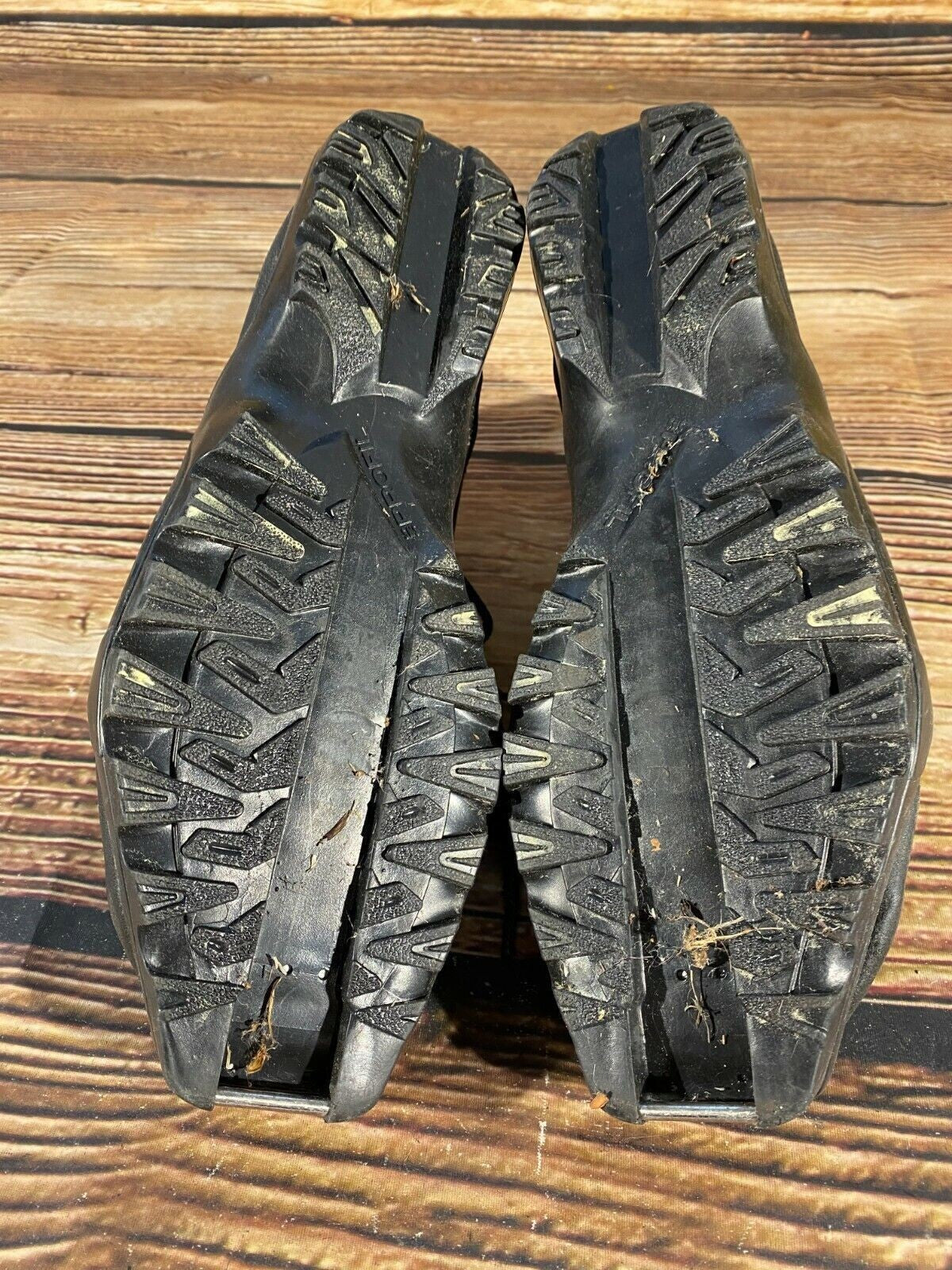 Salomon Cross Country Ski Boots Classic SNS Profil EU 42 US 8.5 265mm 2101