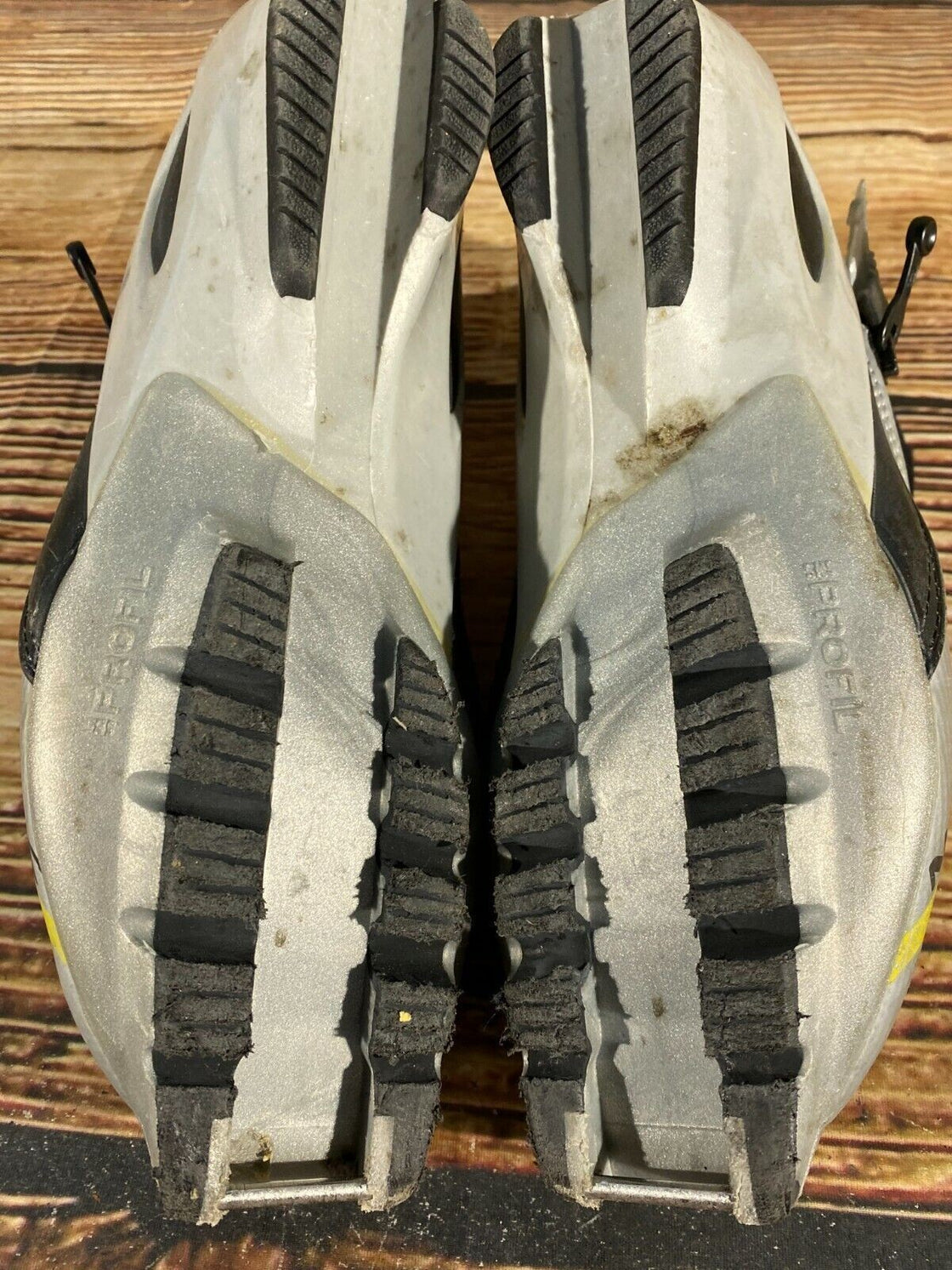 SALOMON Classic Nordic Cross Country Ski Boots Size EU37 1/3 US5 SNS profil 2135