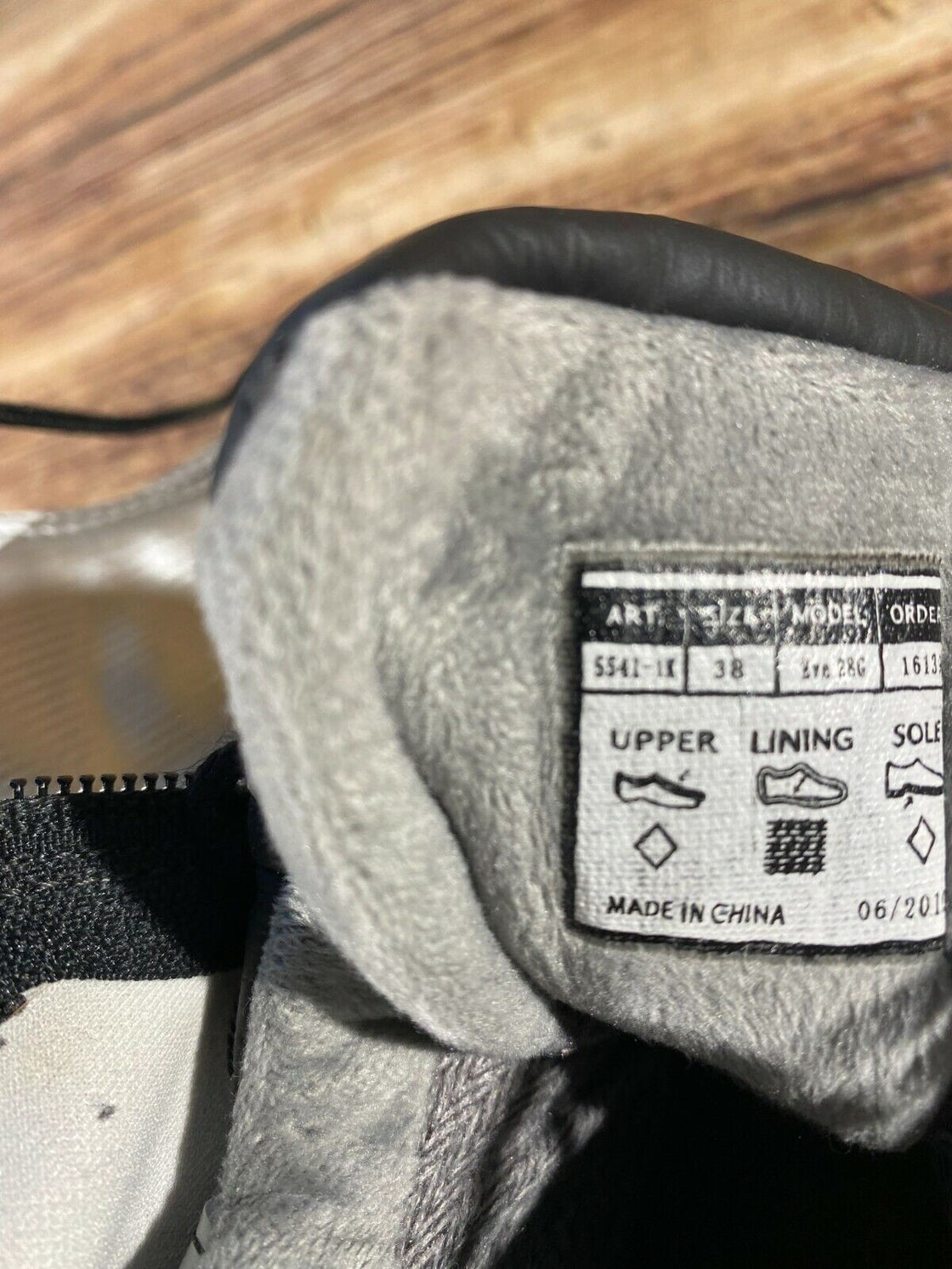 Alpina EVE28G Nordic Cross Country Ski Boots Size EU38 US6 NNN bindings 627