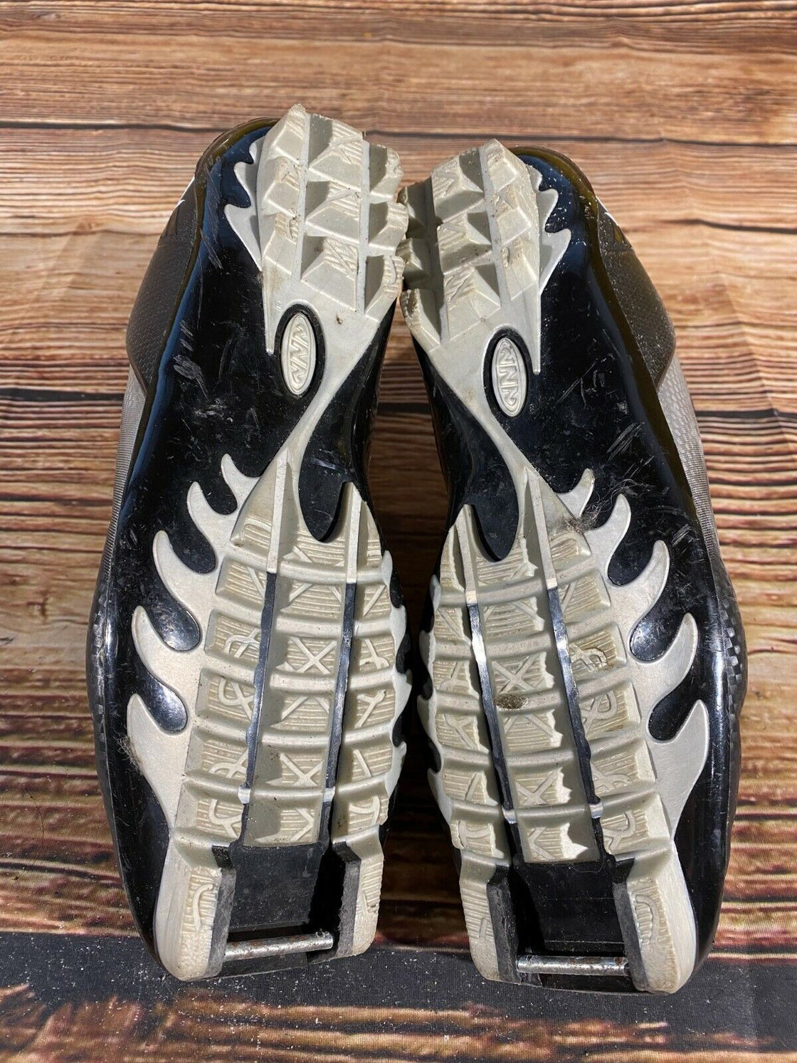 Madshus Race-C Nordic Cross Country Ski Boots Size EU39 US6 NNN bindings 2524