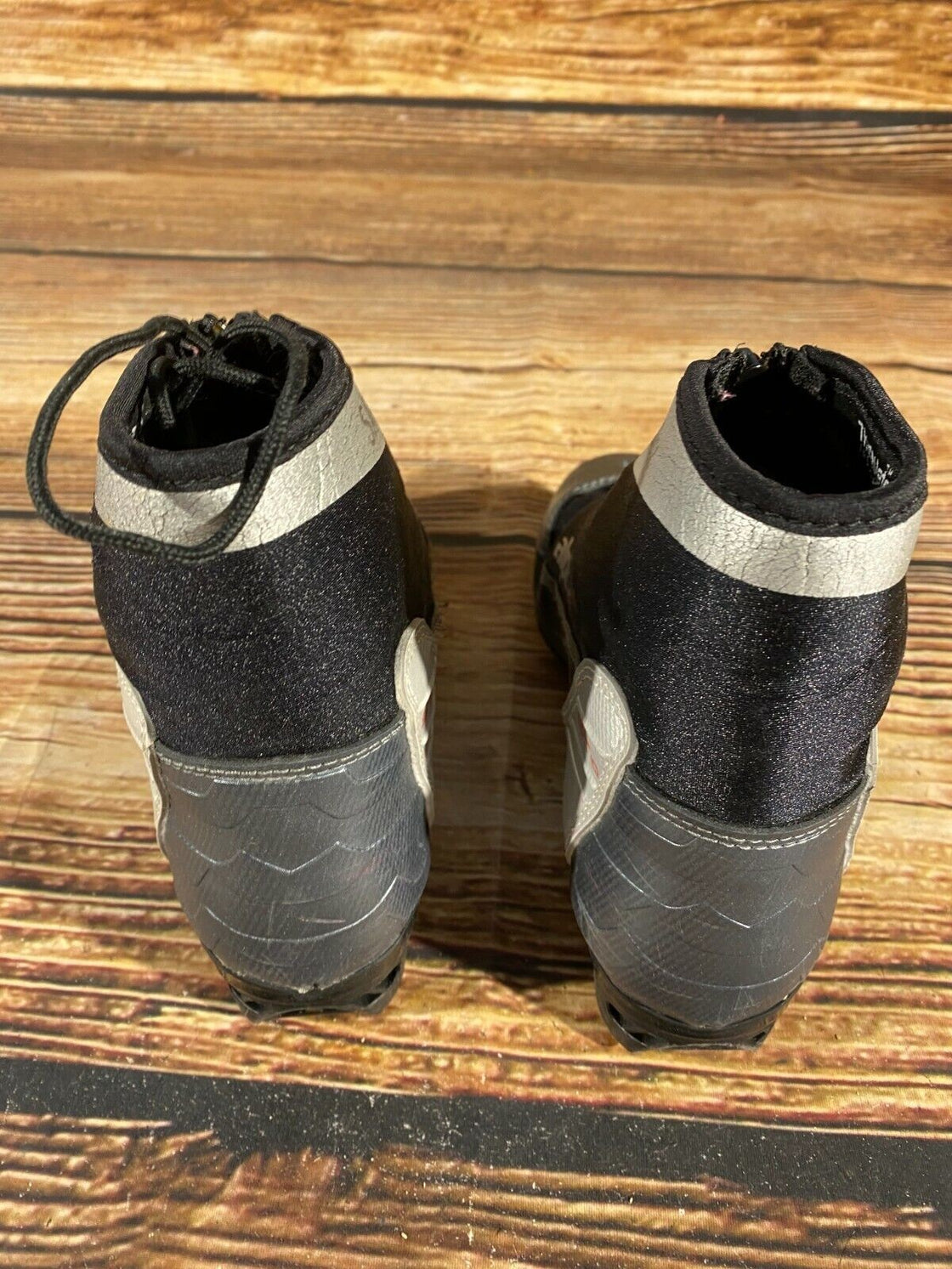 Alpina ST10 Nordic Cross Country Ski Boots Size EU35 US3.5 NNN bindings 716