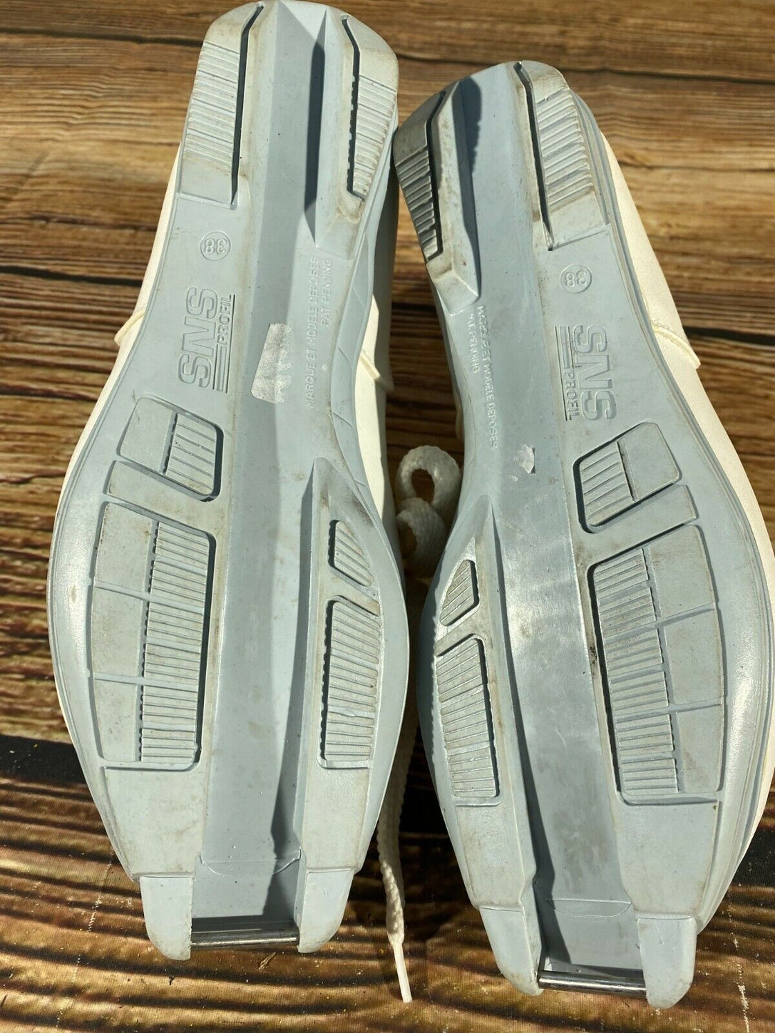 Fischer Nordic Cross Country Ski Boots Size EU38 US6 SNS profil 1113