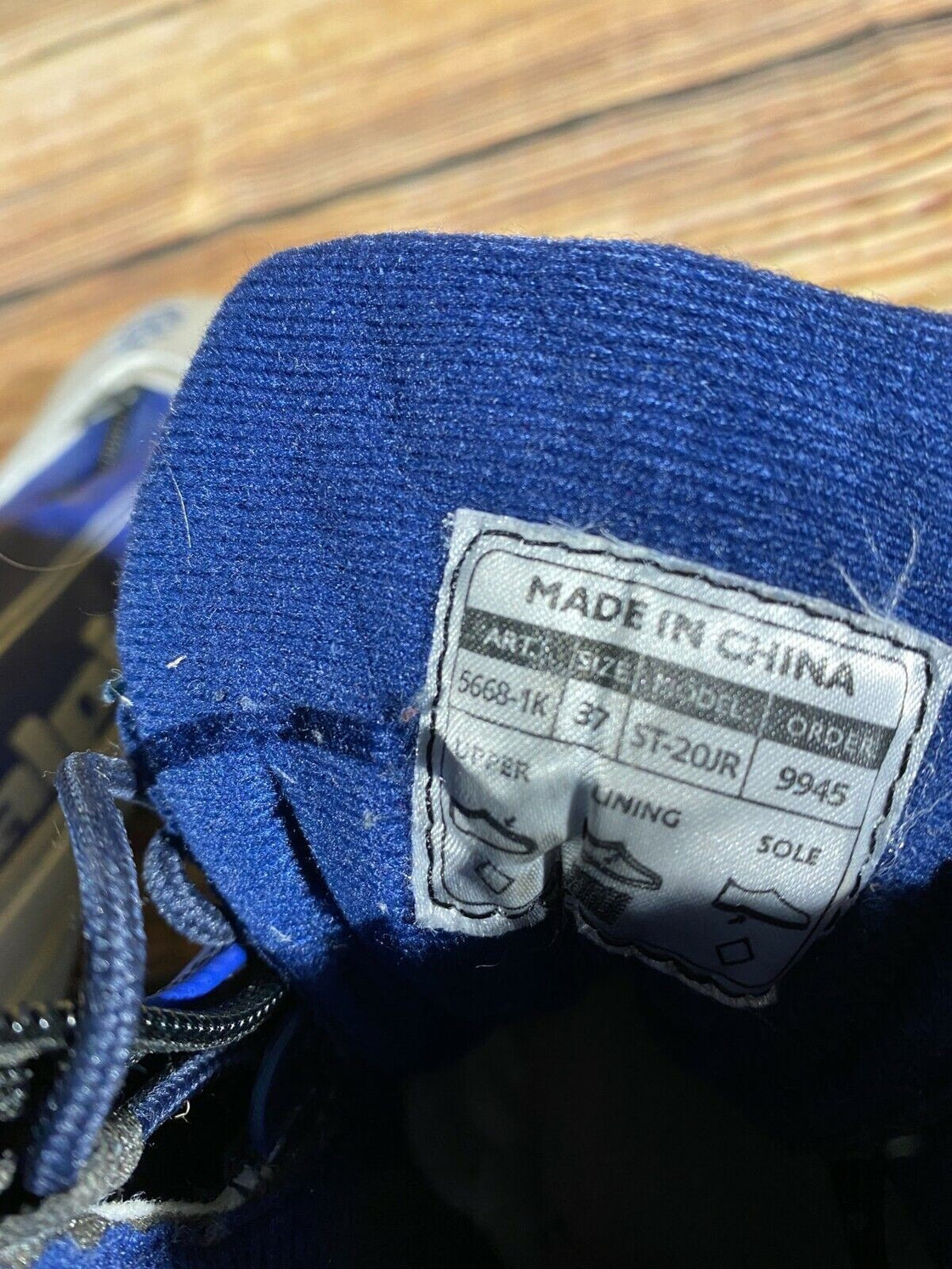 Alpina ST20 JR Nordic Cross Country Ski Boots Size EU37 US5 NNN bindings 590