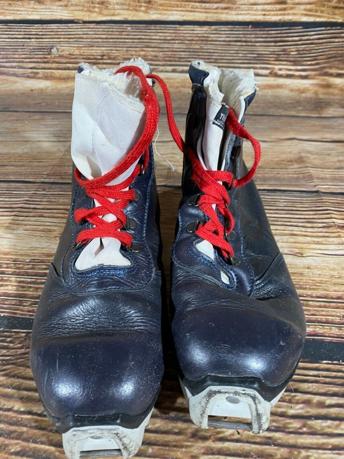 SALOMON Leather Nordic Cross Country Ski Boots Size EU43 US9.5 SNS profil 2041