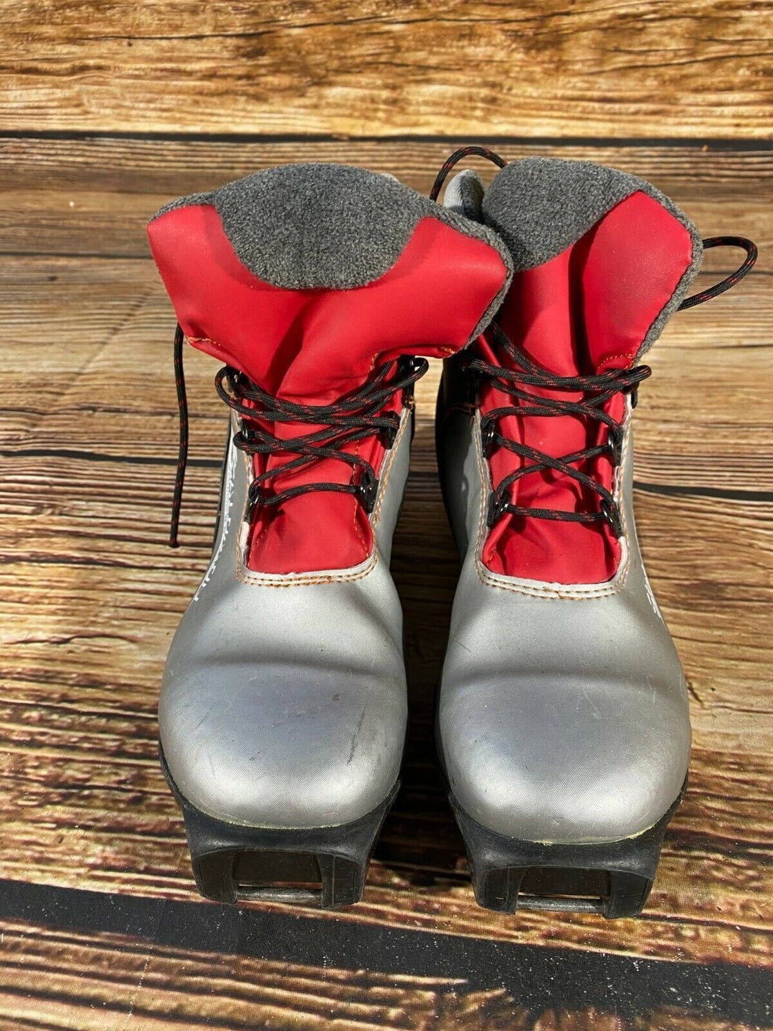 SALOMON Classic Nordic Cross Country Ski Boots EU36 2/3 US4.5 SNS profil 2317