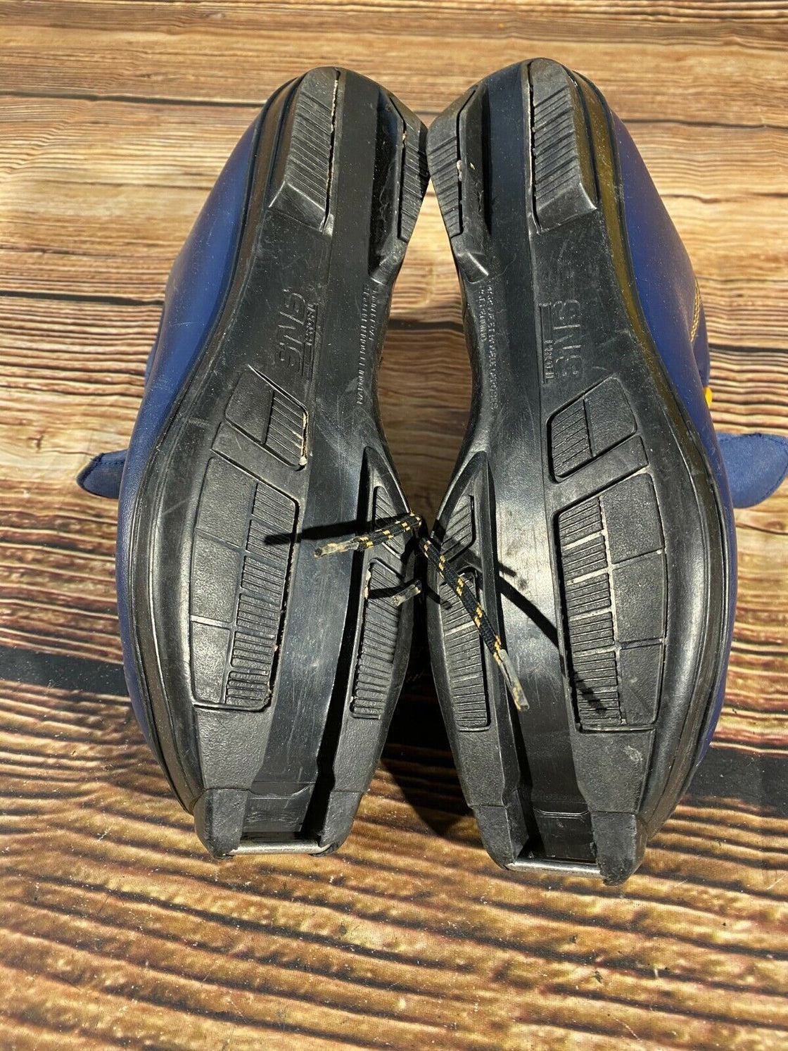 SALOMON Nordic Cross Country Ski Boots Size EU40 US7 SNS profil 2279