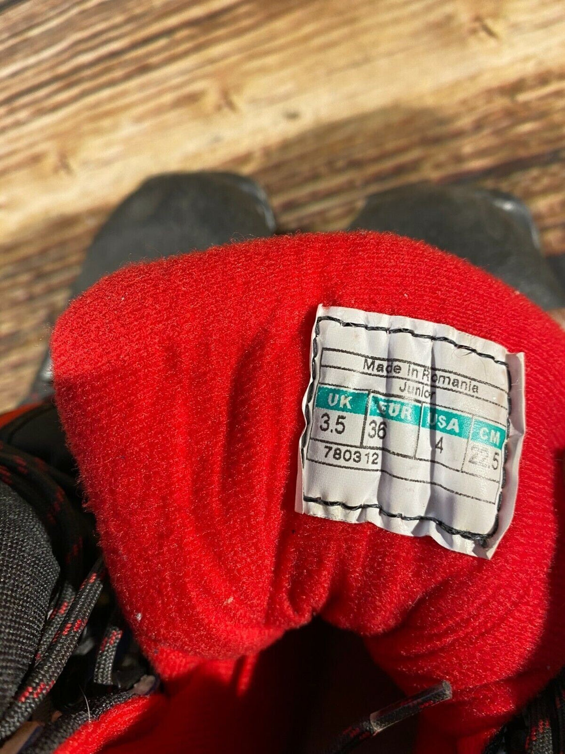 SALOMON Nordic Cross Country Ski Boots Size EU36 US4 SNS profil 2169