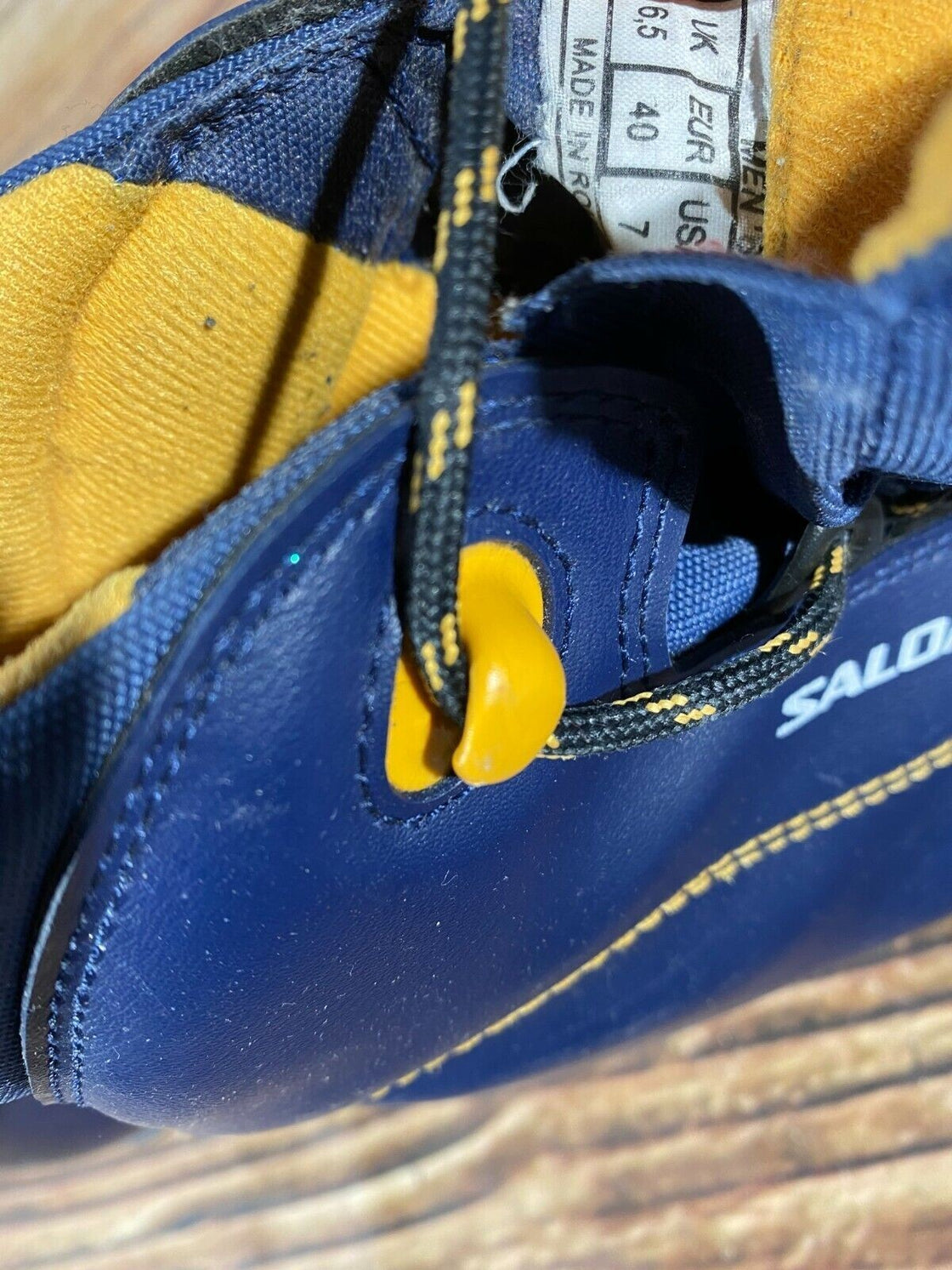 SALOMON Nordic Cross Country Ski Boots Size EU40 US7 SNS profil 2077