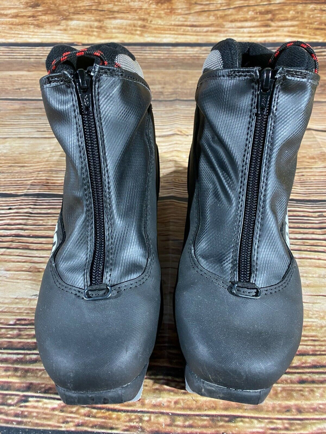 Alpina T5 Plus Nordic Cross Country Ski Boots Size EU37 US5 NNN bindings 3125