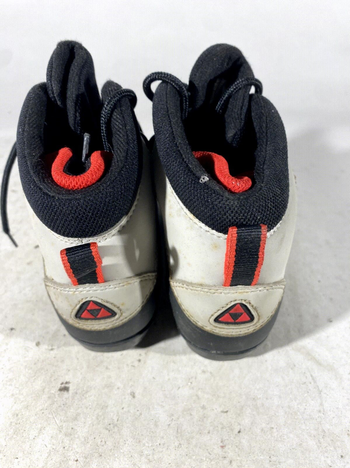 Fischer XC Sport Cross Country Ski Boots Classic SNS Profil EU 39 US 7 1165