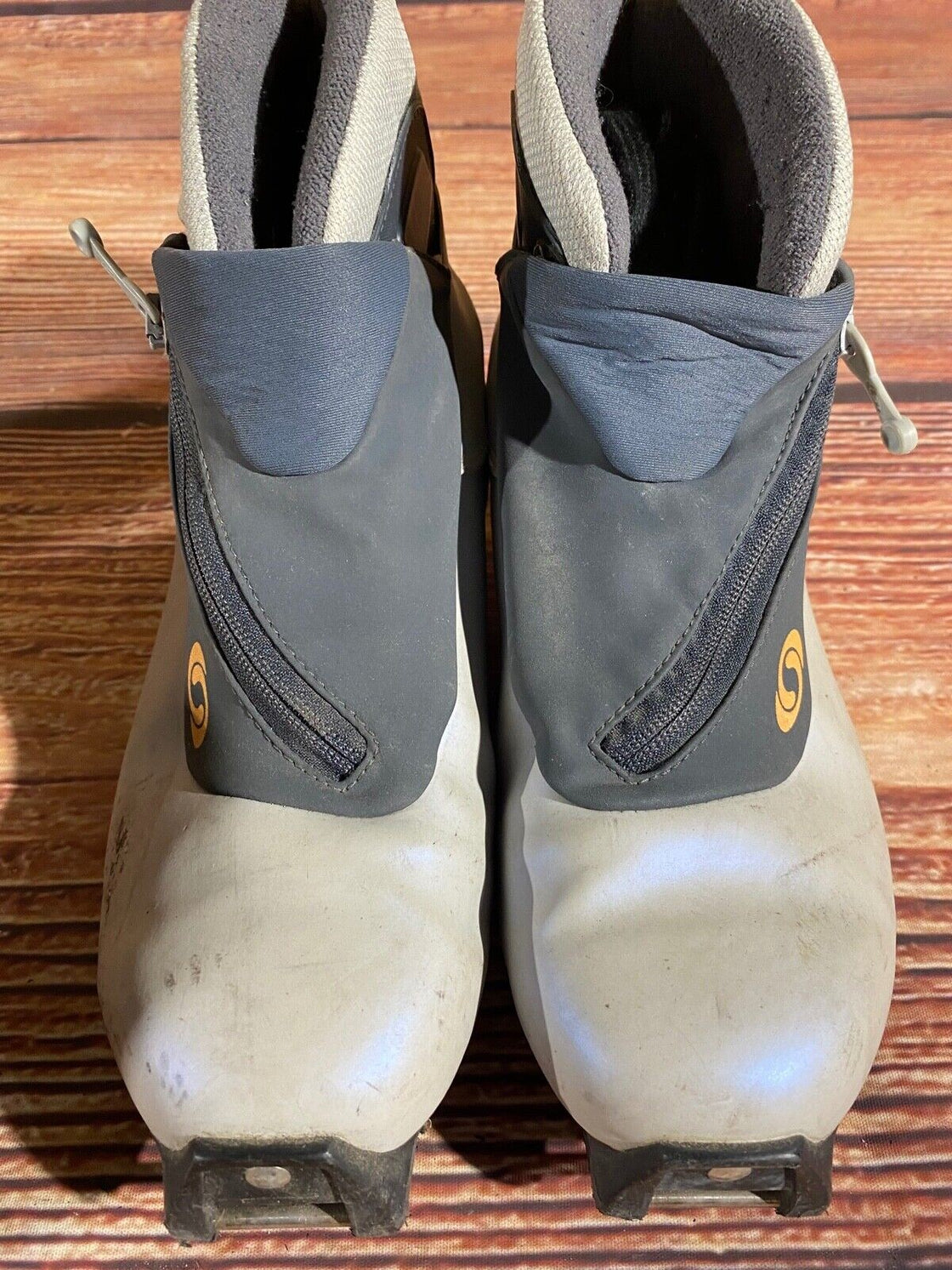 Salomon Nordic Cross Country Ski Boots Size EU38 2/3 US7 SNS Profil 2333