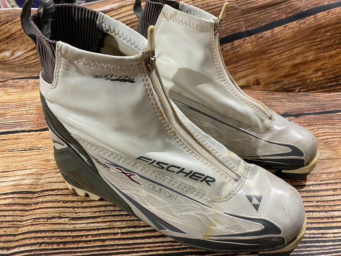 Fischer XC Comfort Cross Country Ski Boots Combi Size EU39 US7 NNN 2455