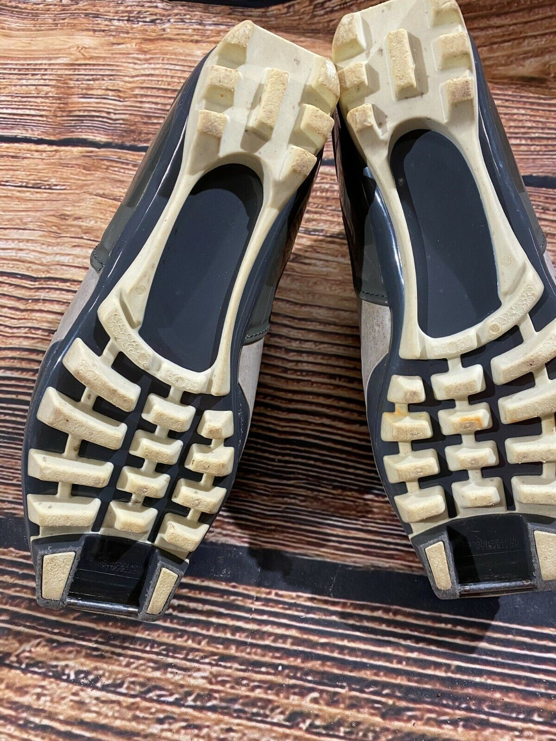 Fischer XC Comfort Cross Country Ski Boots Combi Size EU39 US7 NNN 2455