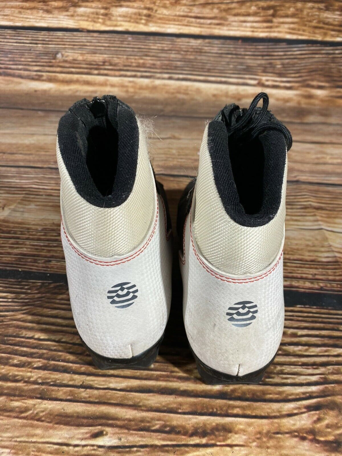 Alpina Touring Nordic Cross Country Ski Boots Size EU39 US7 for NNN 2857