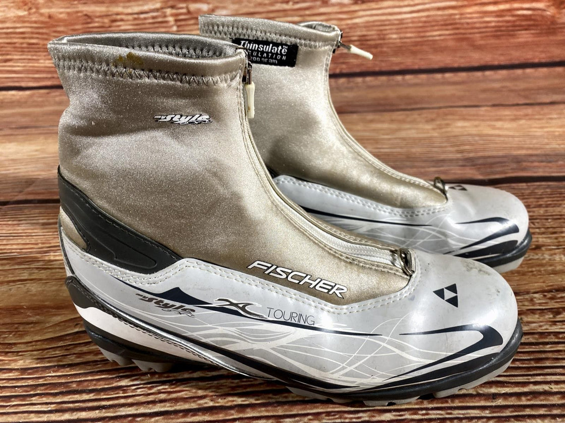 Fischer XC Touring Nordic Cross Country Ski Boots Size EU39 US7 NNN 1561