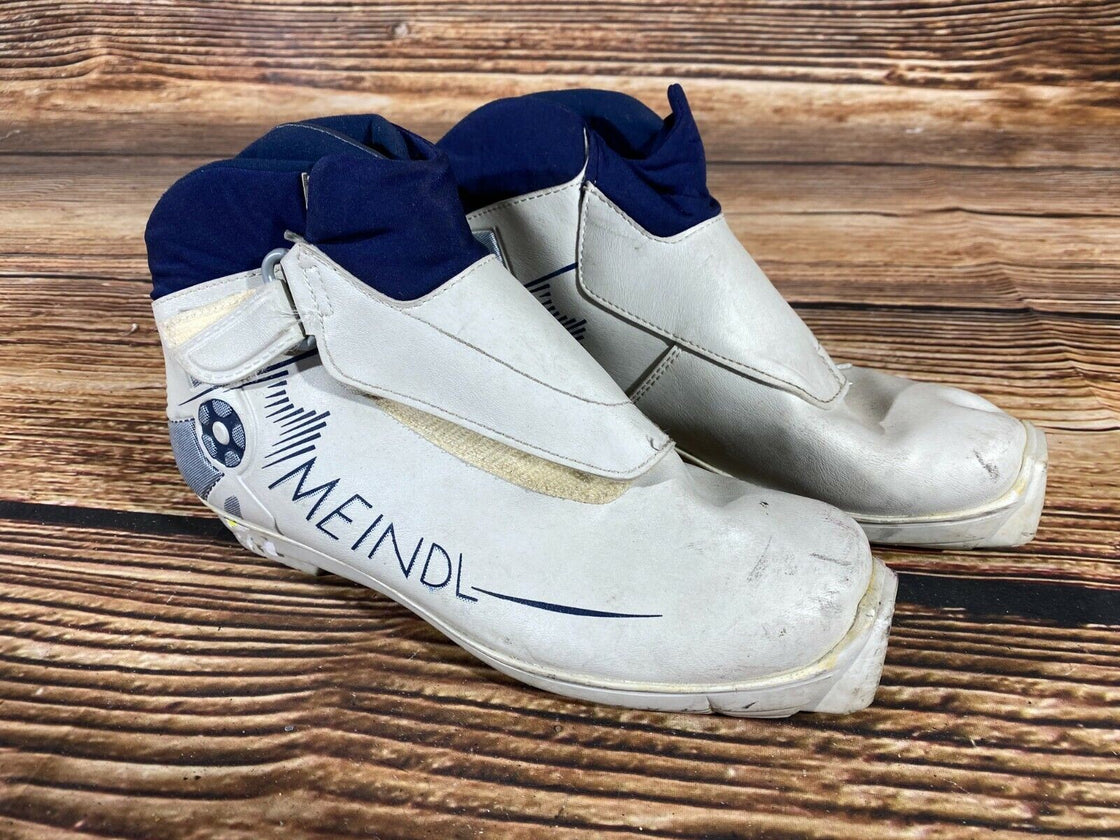 Meindl Nordic Cross Country Ski Boots Size EU39 US7  SNS Profil 1426