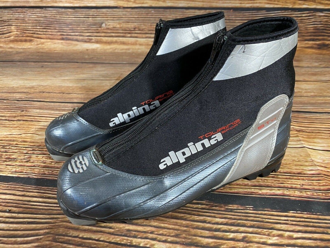 Alpina ST10 Nordic Cross Country Ski Boots Size EU42 US9 for NNN 2982