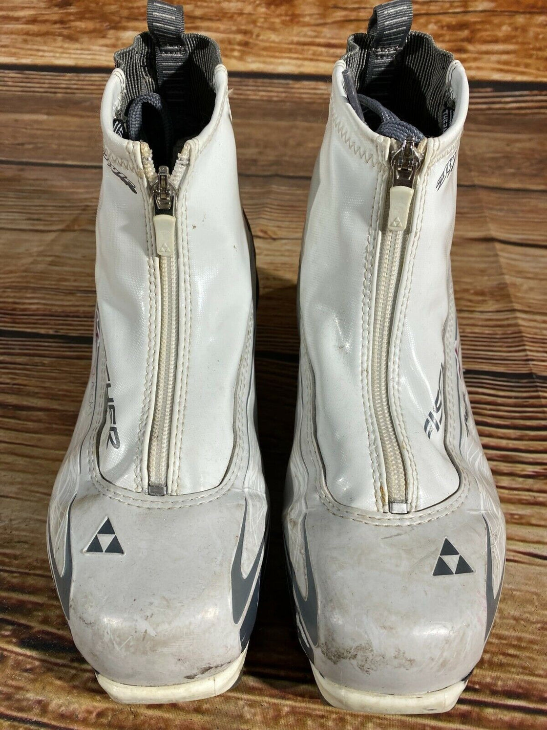 Fischer XC Comfort Nordic Cross Country Ski Boots Size EU39 US7 NNN 1341