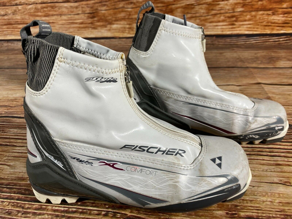 Fischer XC Comfort Nordic Cross Country Ski Boots Size EU39 US7 NNN 1341