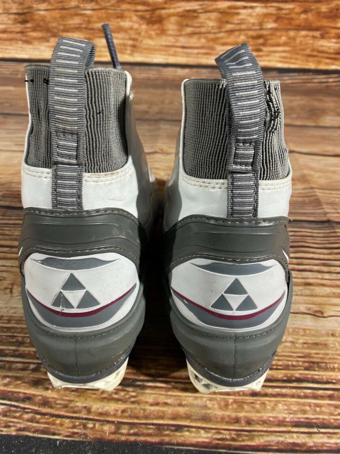 Fischer XC Comfort Nordic Cross Country Ski Boots Size EU39 US7 NNN 1341