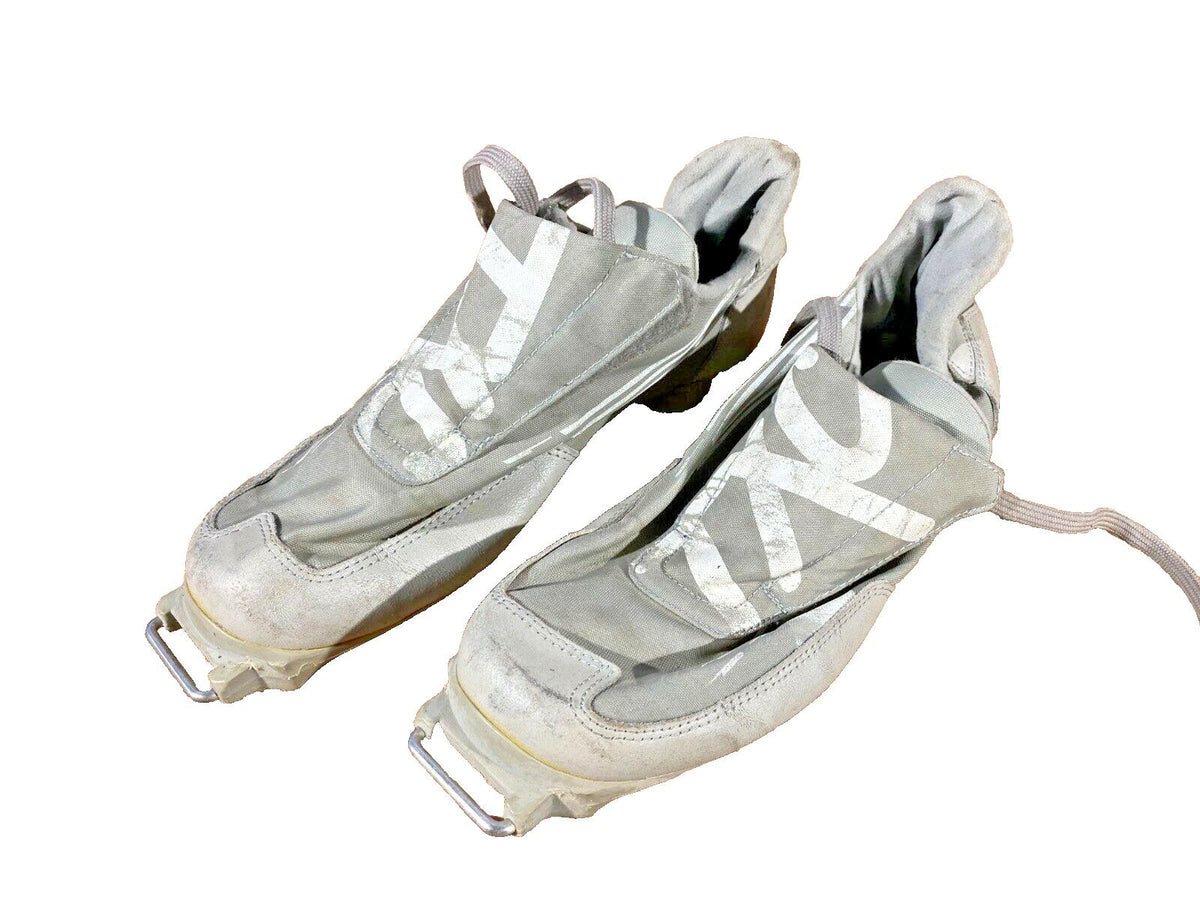 Tyrolia T408 Cross Country Ski Boots Classic TXC EU 39 US 7 Vintage 1267