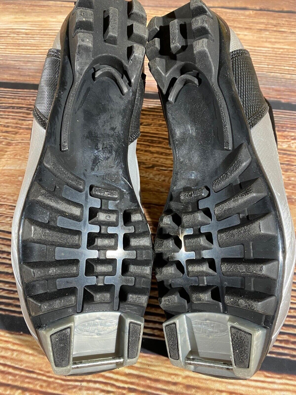 Alpina ST10 Nordic Cross Country Ski Boots Size EU39 US7 for NNN 3081